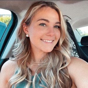 Meet your Posher, Briona